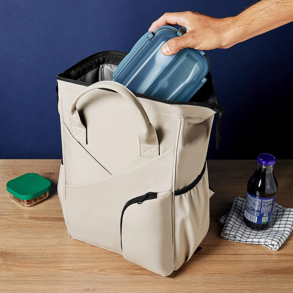 MOCHILA POLIÉSTER 19L ZACRAVO