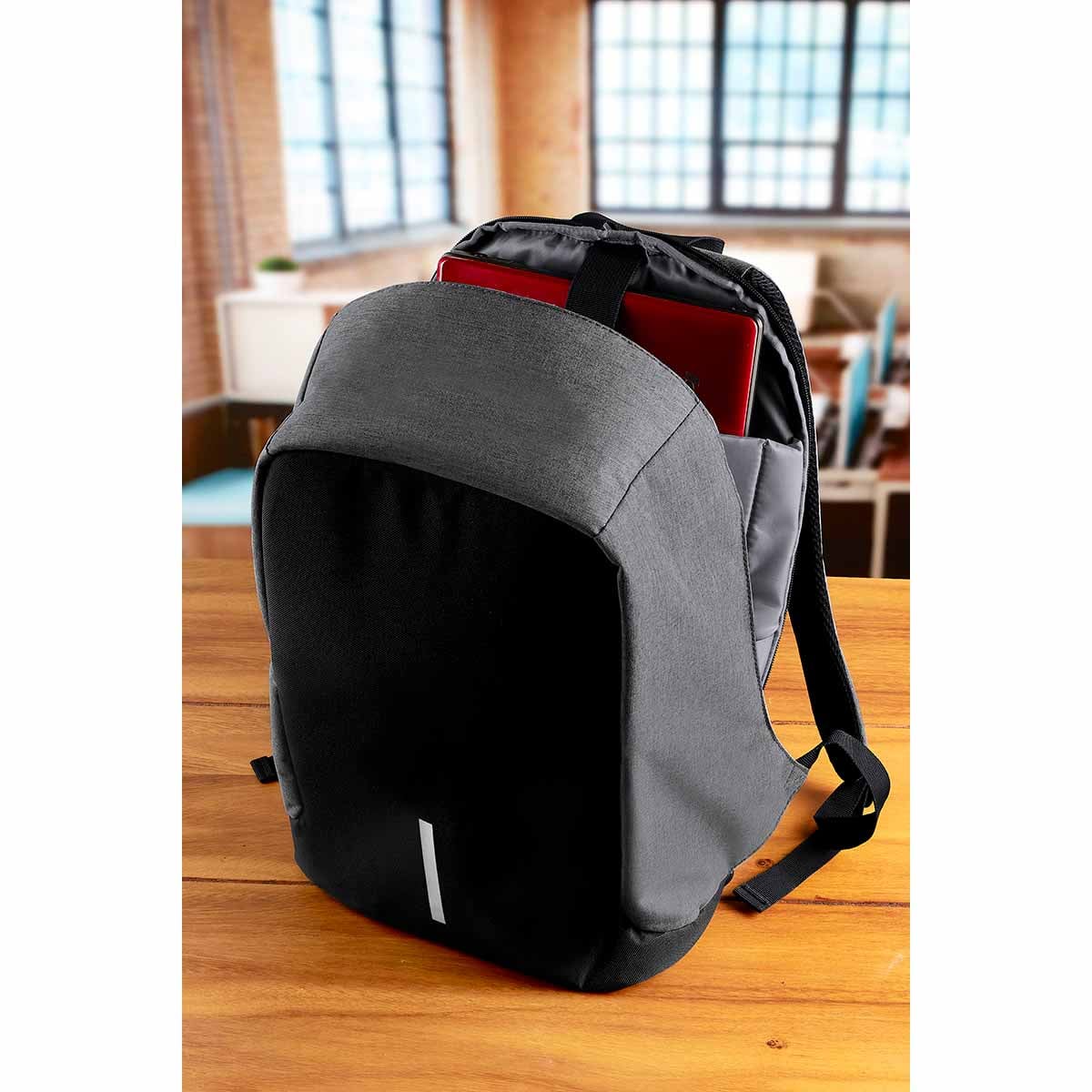 MOCHILA POLIÉSTER AADYLO