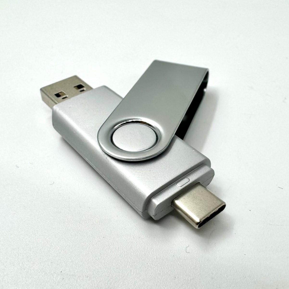 USB OTG 3.0 GIRATORIA 32GB LACTORA